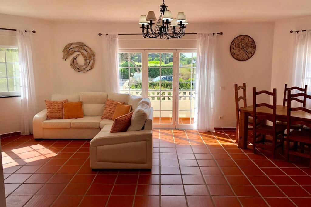 Golf, Beach & Pool House Amoreira  Exterior photo